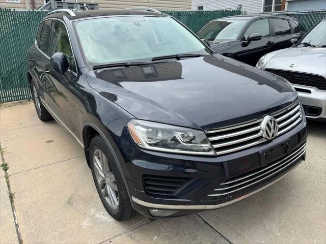 2015 Volkswagen Touareg V6 Lux for sale in St. Island, NY