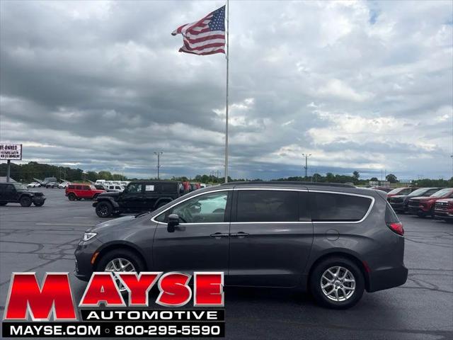 2022 Chrysler Pacifica Touring L for sale in Aurora, MO