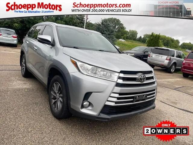 2019 Toyota Highlander XLE for sale in Middleton, WI