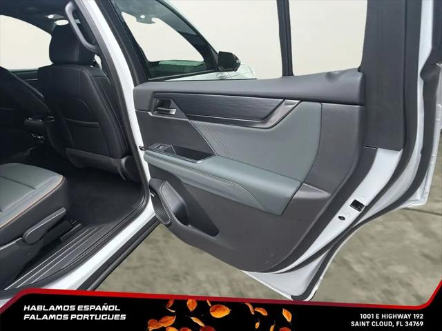 2026 GMC Acadia AT4 AWD