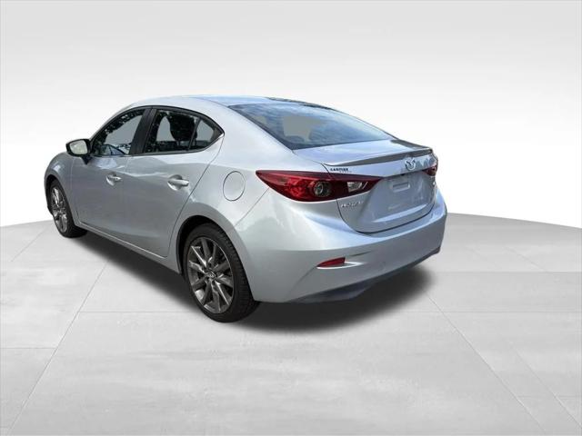 2018 Mazda Mazda3 Touring 2018 Mazda Mazda3 Touring
