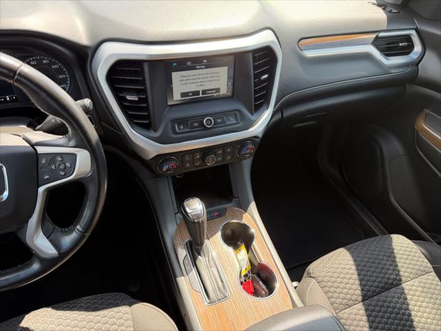 2017 GMC Acadia SLE-1