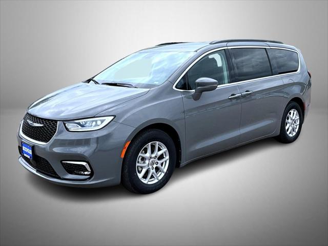 2022 Chrysler Pacifica Touring L for sale in Sioux City, IA