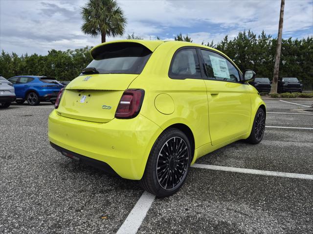 2026 Fiat FIAT 500e 500e POP