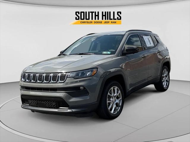 2023 Jeep Compass Latitude Lux FWD 2023 Jeep Compass Latitude Lux FWD