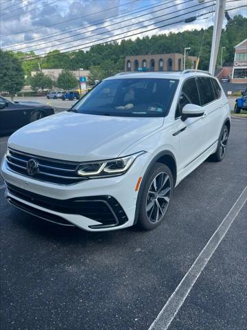 2022 Volkswagen Tiguan 2.0T SEL R-Line 2022 Volkswagen Tiguan 2.0T SEL R-Line
