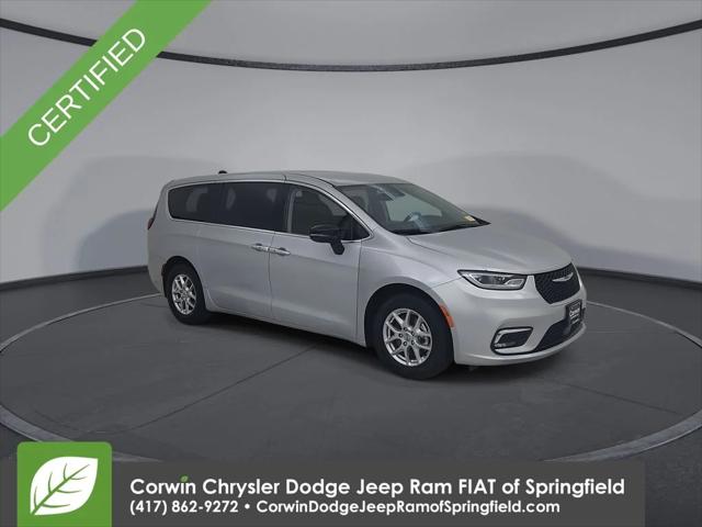 2024 Chrysler Pacifica Touring L
