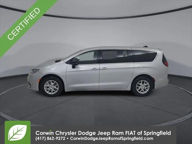 2024 Chrysler Pacifica Touring L
