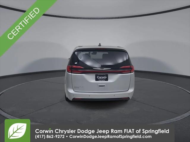 2024 Chrysler Pacifica Touring L