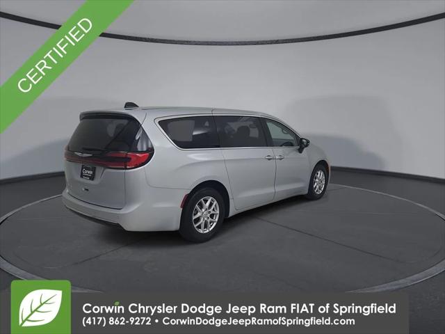 2024 Chrysler Pacifica Touring L