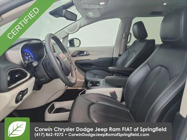 2024 Chrysler Pacifica Touring L