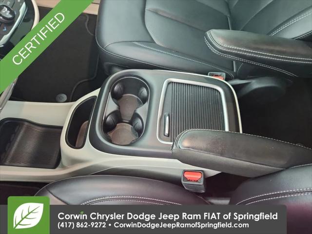 2024 Chrysler Pacifica Touring L