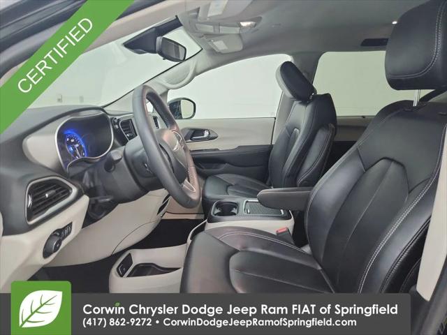 2024 Chrysler Pacifica Touring L