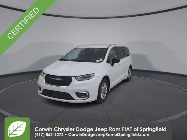 2024 Chrysler Pacifica Touring L