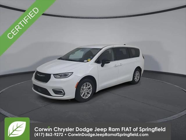 2024 Chrysler Pacifica Touring L