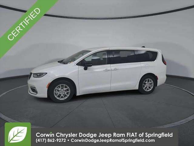 2024 Chrysler Pacifica Touring L