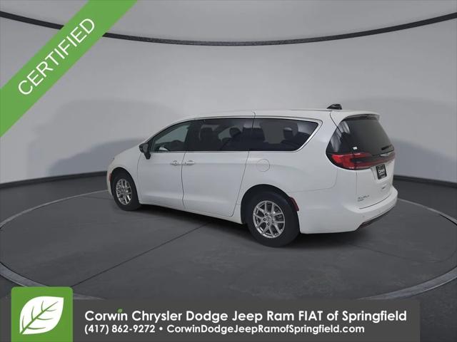 2024 Chrysler Pacifica Touring L