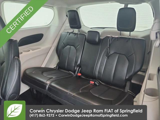 2024 Chrysler Pacifica Touring L