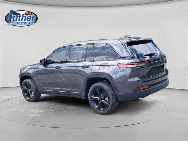 2023 Jeep Grand Cherokee Limited 4x4 2023 Jeep Grand Cherokee Limited 4x4