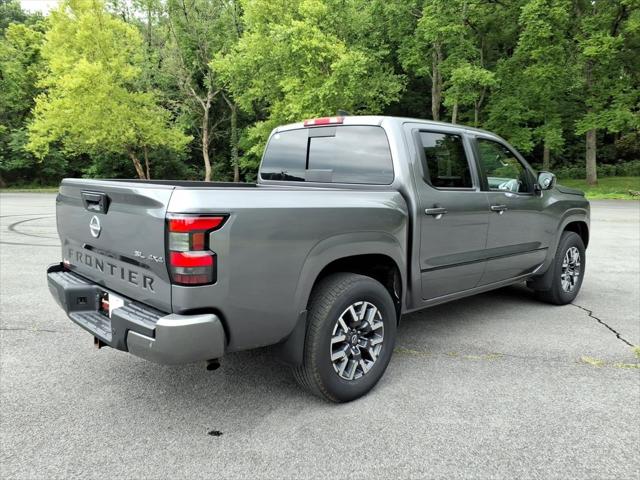 2024 Nissan Frontier Crew Cab SL 4x4