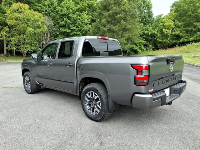 2024 Nissan Frontier Crew Cab SL 4x4
