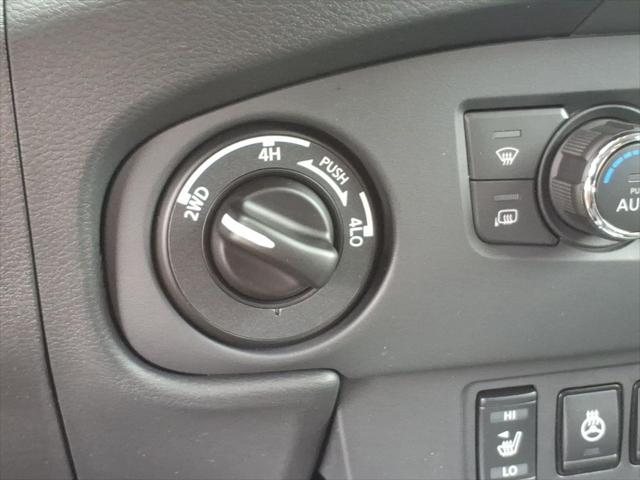 2024 Nissan Frontier Crew Cab SL 4x4