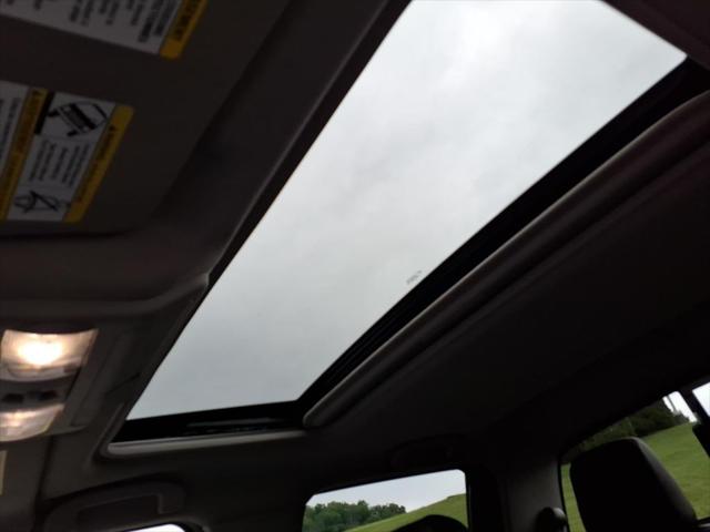 2024 Nissan Frontier Crew Cab SL 4x4