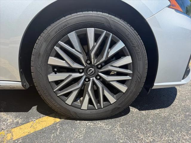 2024 Nissan Altima SV FWD