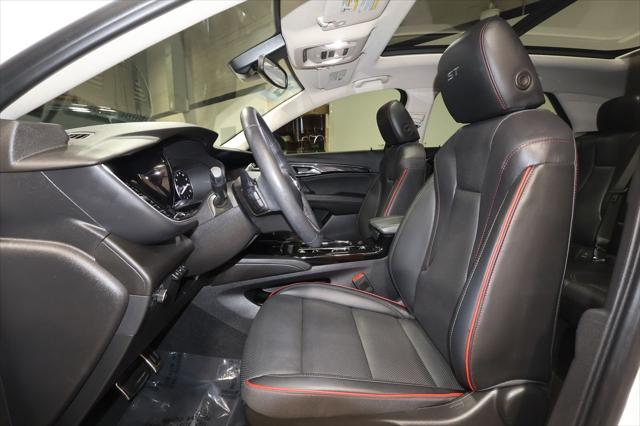 2023 Buick Envision Essence AWD