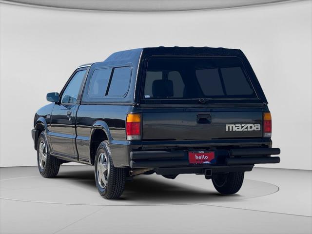 1990 Mazda B2600i Pickup Truck