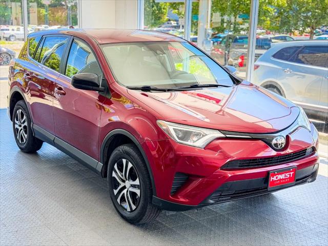 2018 Toyota RAV4 LE for sale in Shoreline, WA