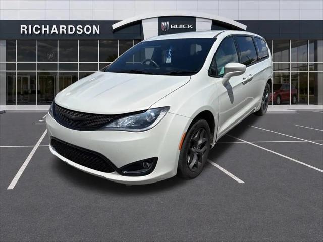 2020 Chrysler Pacifica Touring for sale in Midland, MI