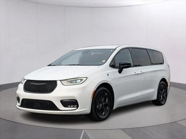 2024 Chrysler Pacifica Hybrid S Appearance Pkg for sale in Columbia, MS