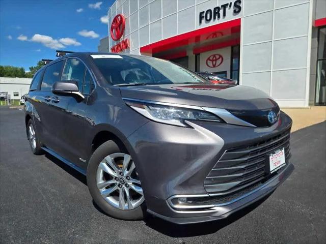 2021 Toyota Sienna Limited for sale in North Pekin, IL