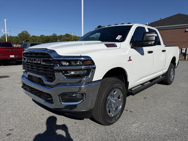 2026 Ram 3500 Tradesman Crew Cab 4x4 64 Box