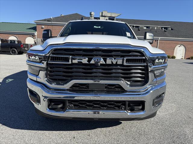 2026 Ram 3500 Tradesman Crew Cab 4x4 64 Box