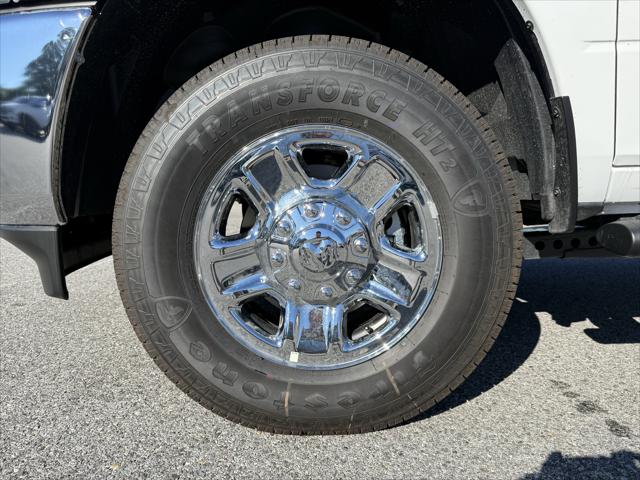 2026 Ram 3500 Tradesman Crew Cab 4x4 64 Box