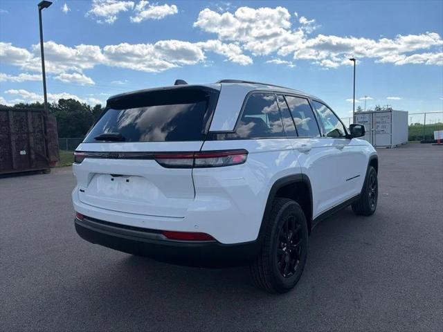 2026 Jeep Grand Cherokee GRAND CHEROKEE LAREDO ALTITUDE 4X4 2026 Jeep Grand Cherokee GRAND CHEROKEE LAREDO ALTITUDE 4X4