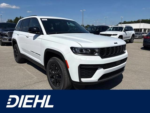 2026 Jeep Grand Cherokee GRAND CHEROKEE LAREDO ALTITUDE 4X4 2026 Jeep Grand Cherokee GRAND CHEROKEE LAREDO ALTITUDE 4X4