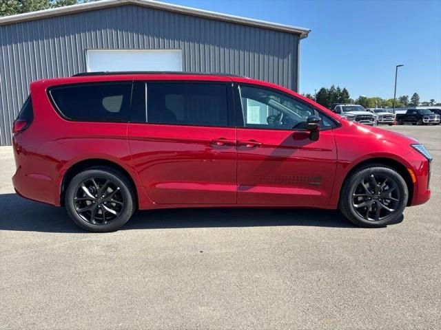 2027 Chrysler Pacifica PACIFICA SELECT AWD 2027 Chrysler Pacifica PACIFICA SELECT AWD