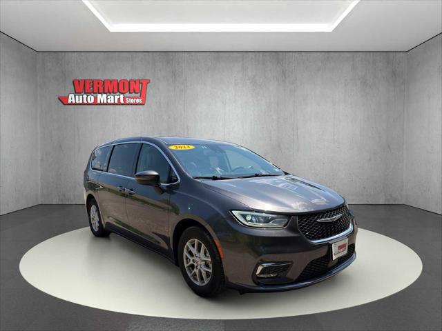 2023 Chrysler Pacifica Touring L for sale in Montpelier, VT