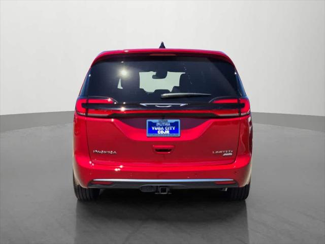 2027 Chrysler Pacifica Limited