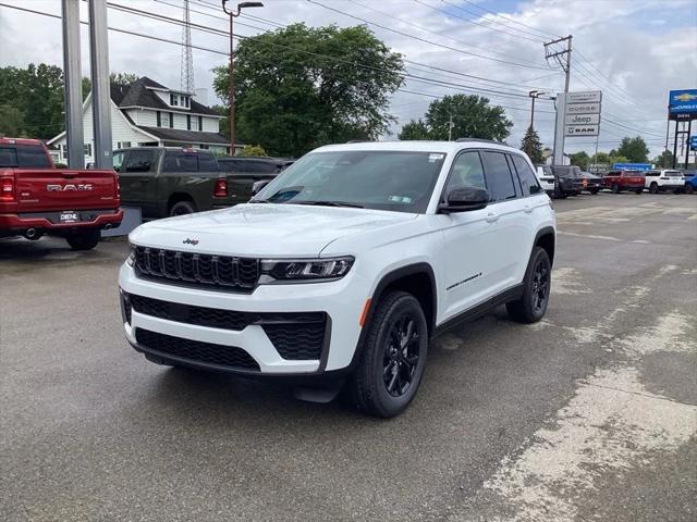 2026 Jeep Grand Cherokee GRAND CHEROKEE LAREDO ALTITUDE 4X4 2026 Jeep Grand Cherokee GRAND CHEROKEE LAREDO ALTITUDE 4X4