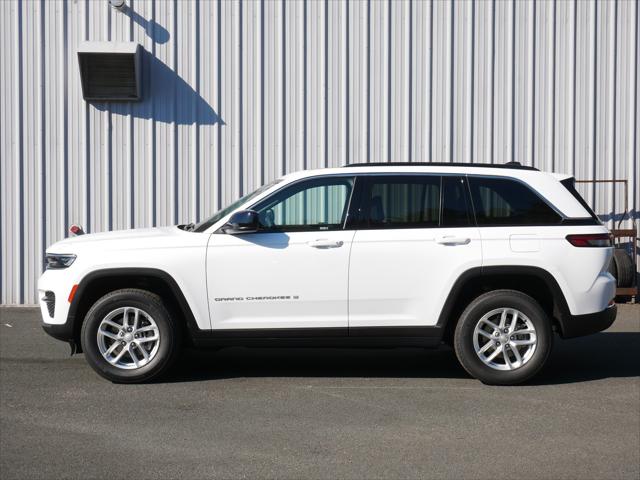 2026 Jeep Grand Cherokee GRAND CHEROKEE LAREDO X 4X4