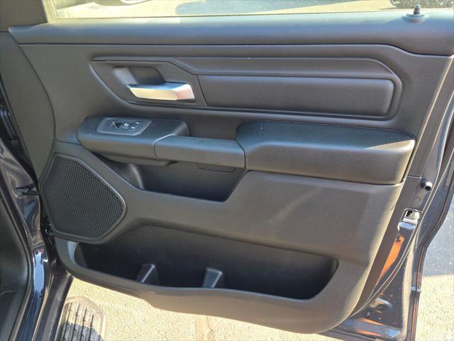 2026 Ram 1500 Express Crew Cab 4x4 5'7" Box