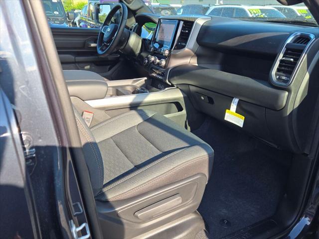 2026 Ram 1500 Express Crew Cab 4x4 5'7" Box