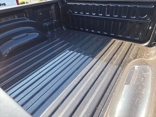 2026 Ram 1500 Express Crew Cab 4x4 5'7" Box