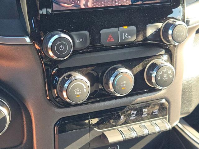 2026 Ram 1500 Express Crew Cab 4x4 5'7" Box