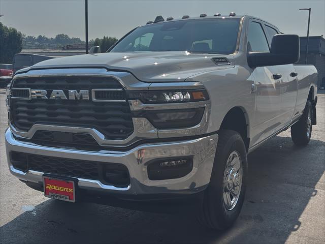 2026 RAM Ram 3500 RAM 3500 TRADESMAN CREW CAB 4X4 8 BOX