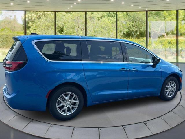 2027 Chrysler Pacifica PACIFICA SELECT 2027 Chrysler Pacifica PACIFICA SELECT
